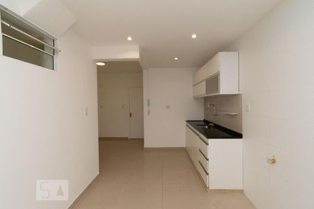 Apartamento para alugar com 85m², 2 quartos e 1 vagaCOZINHA