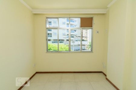QUARTO de apartamento para alugar com 2 quartos, 85m² em Santa Rosa, Niterói