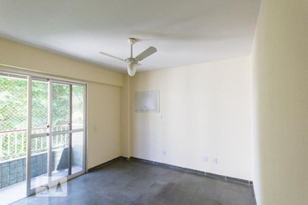 Apartamento para alugar com 84m², 3 quartos e 1 vaga