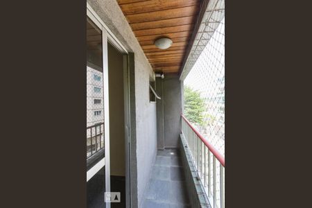 Apartamento para alugar com 84m², 3 quartos e 1 vaga