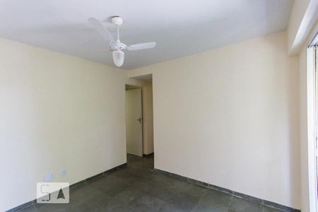 Apartamento para alugar com 84m², 3 quartos e 1 vaga