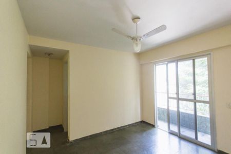 Apartamento para alugar com 84m², 3 quartos e 1 vaga