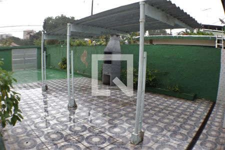 Casa à venda com 90m², 2 quartos e 5 vagasQuintal