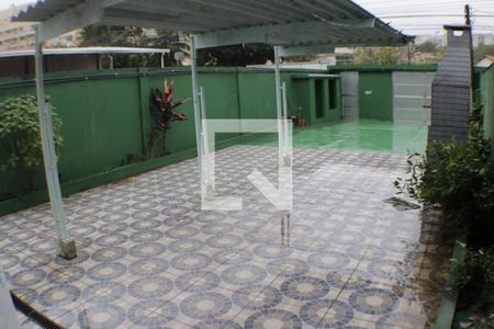 Casa à venda com 90m², 2 quartos e 5 vagasQuintal