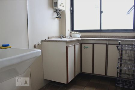 Apartamento para alugar com 92m², 2 quartos e 2 vagasÁrea de Serviço