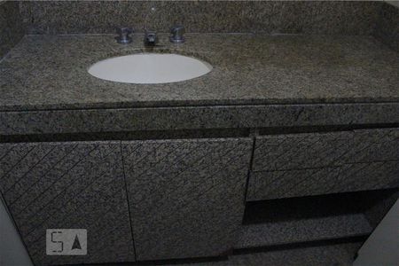 Apartamento para alugar com 92m², 2 quartos e 2 vagasBanheiro da Suíte