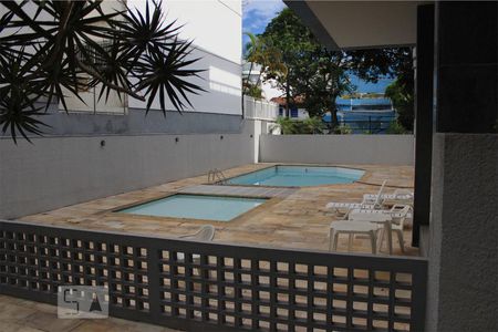Apartamento para alugar com 92m², 2 quartos e 2 vagasÁrea Comum - Piscina