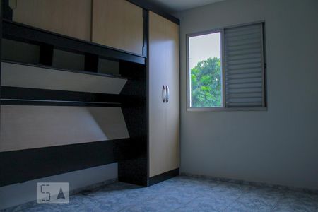 Quarto 2 de apartamento para alugar com 2 quartos, 57m² em Chácara Agrindus, Taboão da Serra