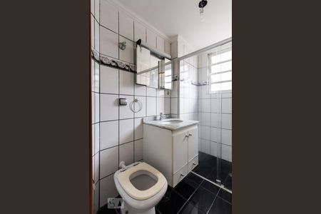 Banheiro de apartamento para alugar com 2 quartos, 58m² em Bela Vista, São Paulo