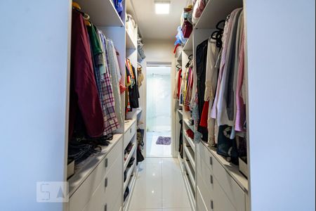 Apartamento para alugar com 200m², 4 quartos e 1 vagaSuíte 2 - Closet)