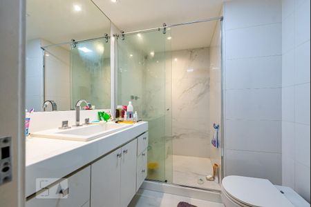 Apartamento para alugar com 200m², 4 quartos e 1 vagaBanheiro da Suíte 2