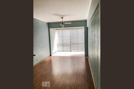 Apartamento à venda com 50m², 1 quarto e sem vagaSala