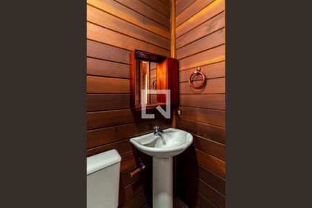 Casa à venda com 150m², 4 quartos e 1 vagaCasa 3 - Banheiro