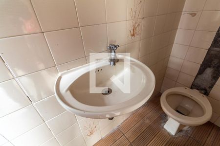 Casa à venda com 150m², 4 quartos e 1 vagaCasa 1 - Banheiro