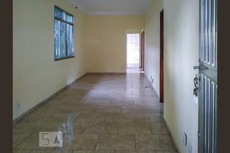 Sala de casa para alugar com 4 quartos, 150m² em Vila da Penha, Rio de Janeiro