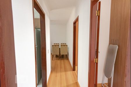 Apartamento à venda com 54m², 2 quartos e 1 vagaCorredor