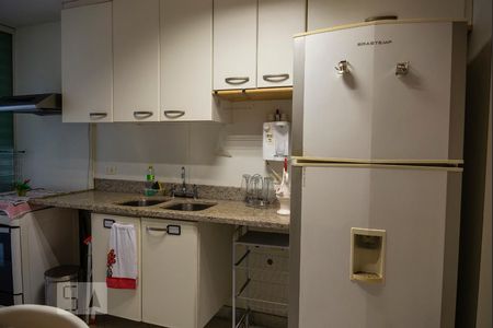 Apartamento para alugar com 121m², 3 quartos e 2 vagasCozinha