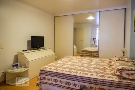 Apartamento para alugar com 121m², 3 quartos e 2 vagasQuarto 3 - Suíte