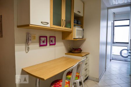 Apartamento para alugar com 121m², 3 quartos e 2 vagasCozinha