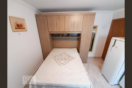 Sala/Quarto de kitnet/studio para alugar com 1 quarto, 16m² em Vila do Encontro, São Paulo