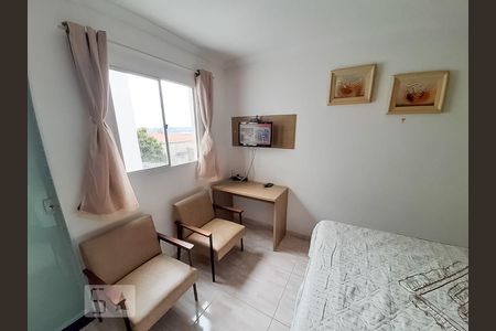 Sala/Quarto de kitnet/studio para alugar com 1 quarto, 16m² em Vila do Encontro, São Paulo