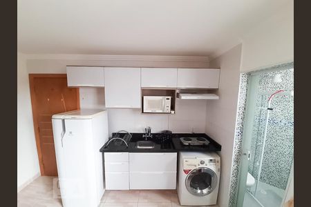 Cozinha/Lavanderia de kitnet/studio para alugar com 1 quarto, 16m² em Vila do Encontro, São Paulo