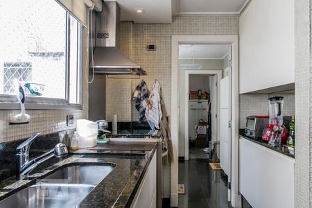 Apartamento para alugar com 160m², 3 quartos e 2 vagas Apartamento para alugar com 160m², 3 quartos e 2 vagasCozinha