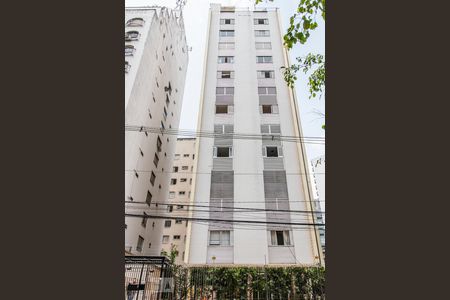 Apartamento para alugar com 160m², 3 quartos e 2 vagas Apartamento para alugar com 160m², 3 quartos e 2 vagasFachada
