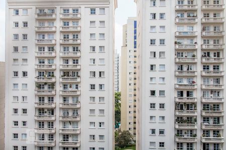 Apartamento para alugar com 160m², 3 quartos e 2 vagas Apartamento para alugar com 160m², 3 quartos e 2 vagasVista da Suíte 1