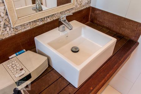 Apartamento para alugar com 160m², 3 quartos e 2 vagas Apartamento para alugar com 160m², 3 quartos e 2 vagasBanheiro