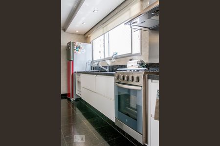 Apartamento para alugar com 160m², 3 quartos e 2 vagas Apartamento para alugar com 160m², 3 quartos e 2 vagasCozinha