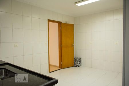 Apartamento para alugar com 146m², 3 quartos e 3 vagas Apartamento para alugar com 146m², 3 quartos e 3 vagasCozinha