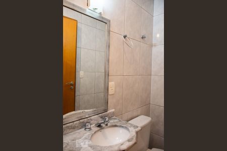 Apartamento para alugar com 146m², 3 quartos e 3 vagas Apartamento para alugar com 146m², 3 quartos e 3 vagasBanheiro da Suíte 2
