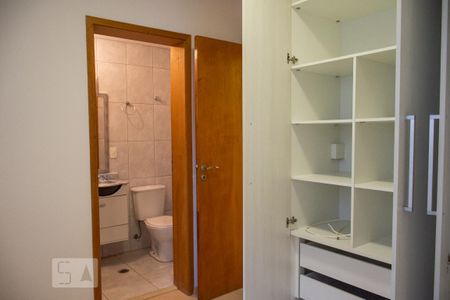 Apartamento para alugar com 146m², 3 quartos e 3 vagas Apartamento para alugar com 146m², 3 quartos e 3 vagasSuíte2