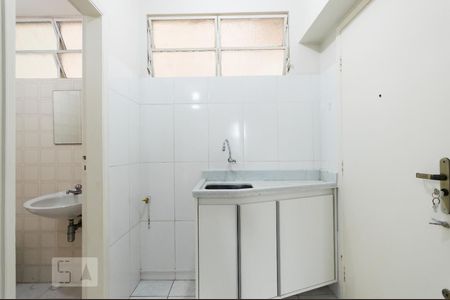 Cozinha de apartamento para alugar com 1 quarto, 30m² em Consolação, São Paulo