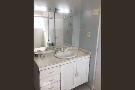 Banheiro da Suíte de apartamento para alugar com 3 quartos, 160m² em Perdizes, São Paulo