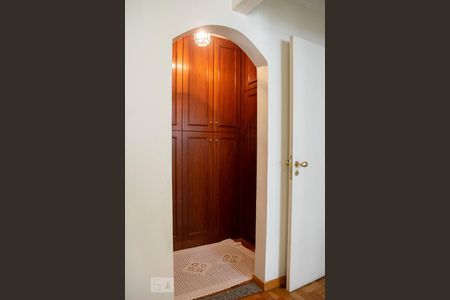 Apartamento à venda com 125m², 3 quartos e 2 vagas Apartamento à venda com 125m², 3 quartos e 2 vagasQUARTO 3 CLOSET