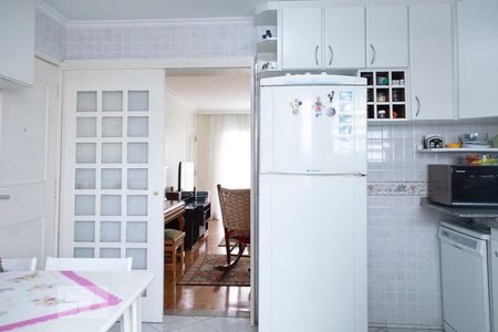 Apartamento à venda com 125m², 3 quartos e 2 vagas Apartamento à venda com 125m², 3 quartos e 2 vagasCOZINHA