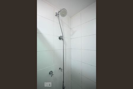 Apartamento à venda com 49m², 2 quartos e 1 vaga Apartamento à venda com 49m², 2 quartos e 1 vagaDetalhe do Banheiro