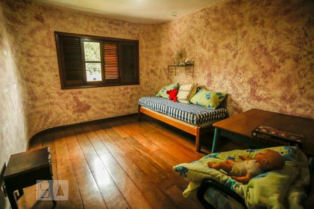 Casa à venda com 463m², 4 quartos e 5 vagas Casa à venda com 463m², 4 quartos e 5 vagasQuarto 4