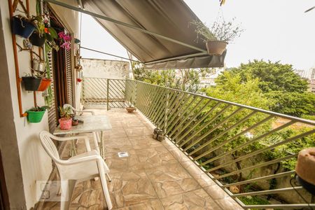 Casa à venda com 463m², 4 quartos e 5 vagas Casa à venda com 463m², 4 quartos e 5 vagasVaranda da Sala