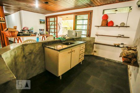 Casa à venda com 463m², 4 quartos e 5 vagas Casa à venda com 463m², 4 quartos e 5 vagasSalão de festas