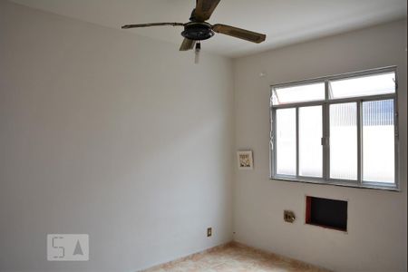 Quarto 2 de apartamento para alugar com 1 quarto, 78m² em Taquara, Rio de Janeiro