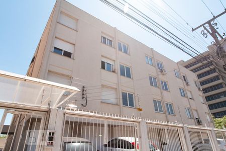 Apartamento para alugar com 67m², 2 quartos e sem vagaFachada