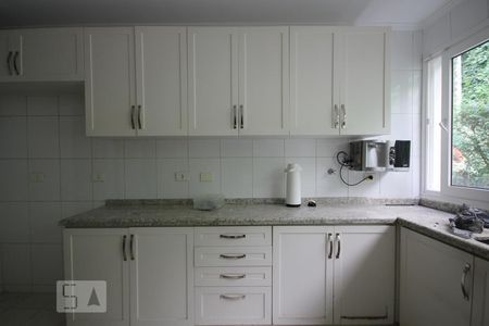 Casa à venda com 467m², 4 quartos e sem vaga