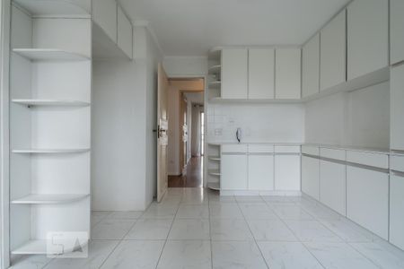 Apartamento para alugar com 178m², 4 quartos e 2 vagasCozinha