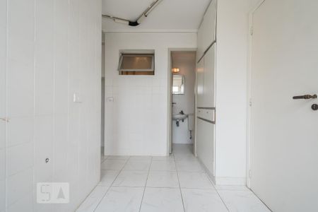 Área de Serviço de apartamento para alugar com 4 quartos, 178m² em Campo Belo, São Paulo