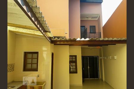 Área de casa à venda com 4 quartos, 205m² em Jardim Santo Antônio, Santo André