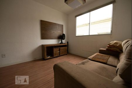 Sala de apartamento para alugar com 2 quartos, 40m² em Cavalhada, Porto Alegre