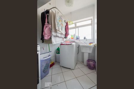 Apartamento à venda com 68m², 2 quartos e 1 vaga Apartamento à venda com 68m², 2 quartos e 1 vagaÁrea de Serviço